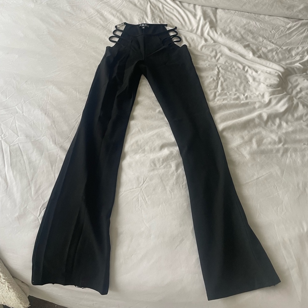 I am gia pants